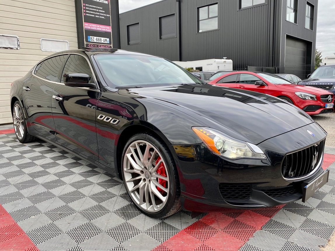 Maserati Quattroporte SQ4 3.0 V6 410 TO/Carbone C