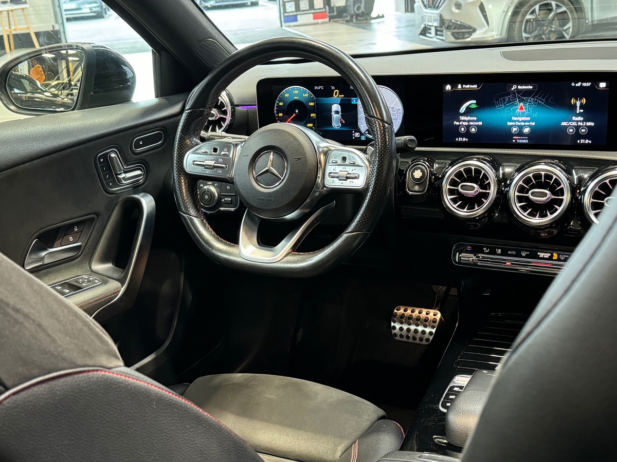Mercedes-Benz Classe A 180D 7G-TRONIC 116CV AMG LINE TOIT OUVRANT