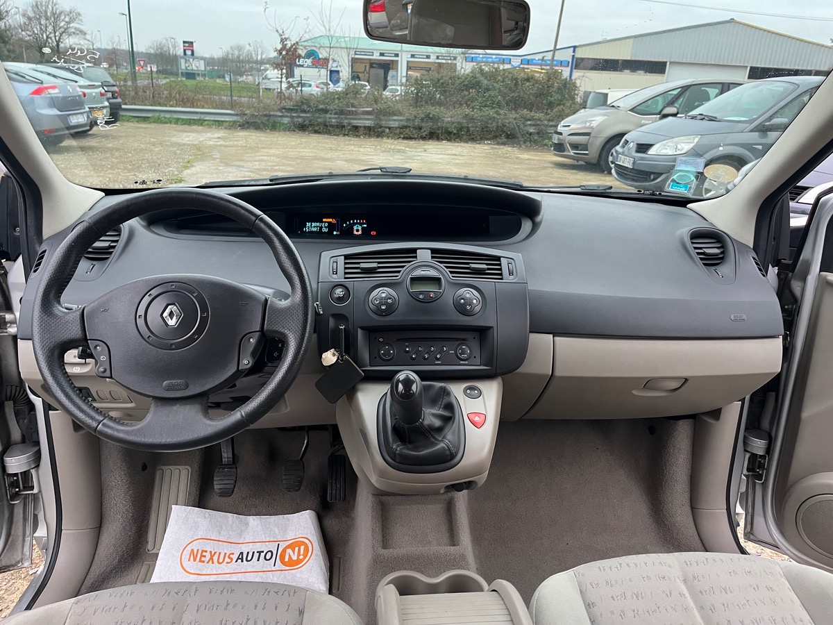 RENAULT Scenic 1.5 dci 82271km