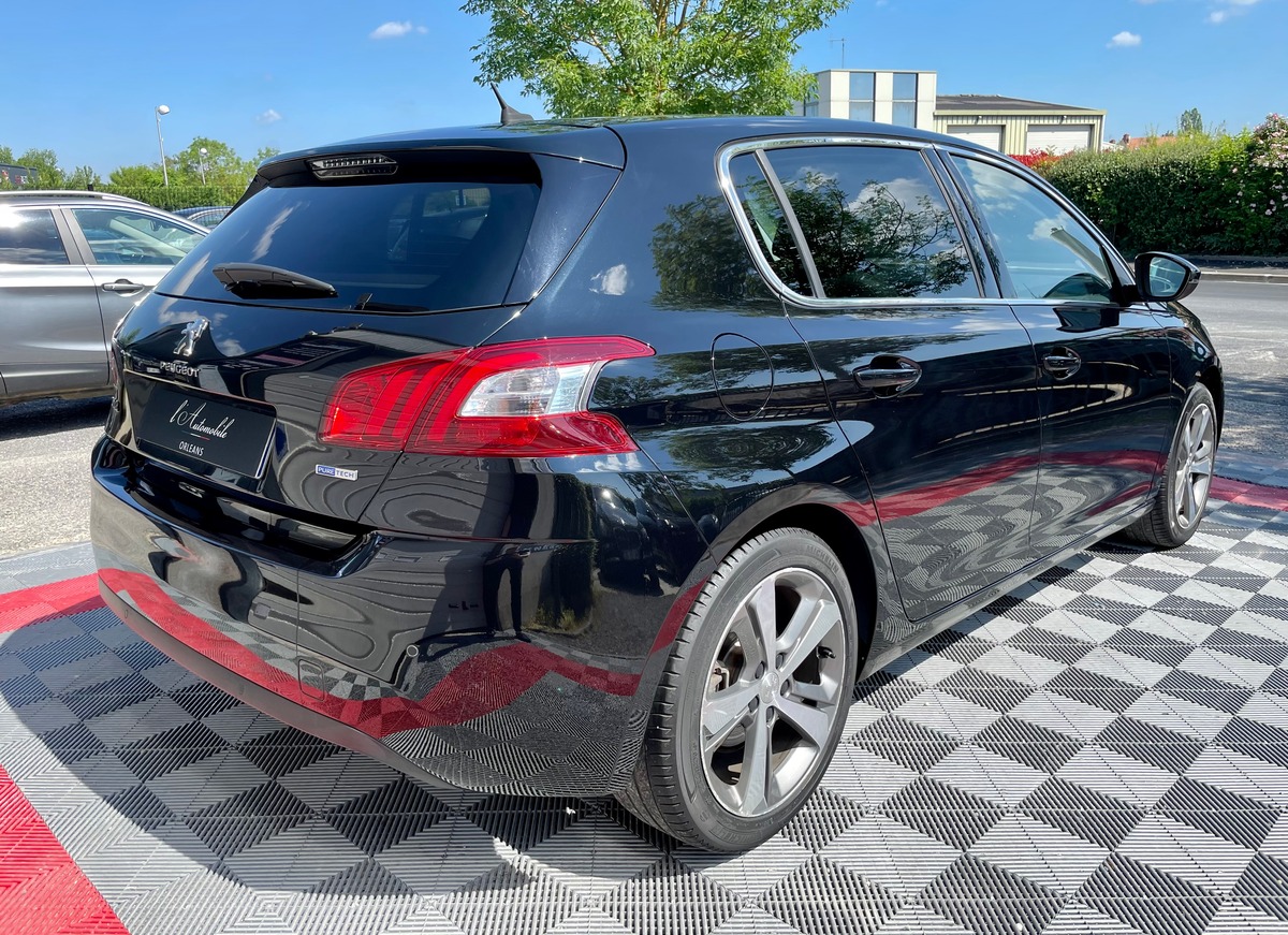 Peugeot 308 1.2 PureTech 130 Féline S&S 5P ess c