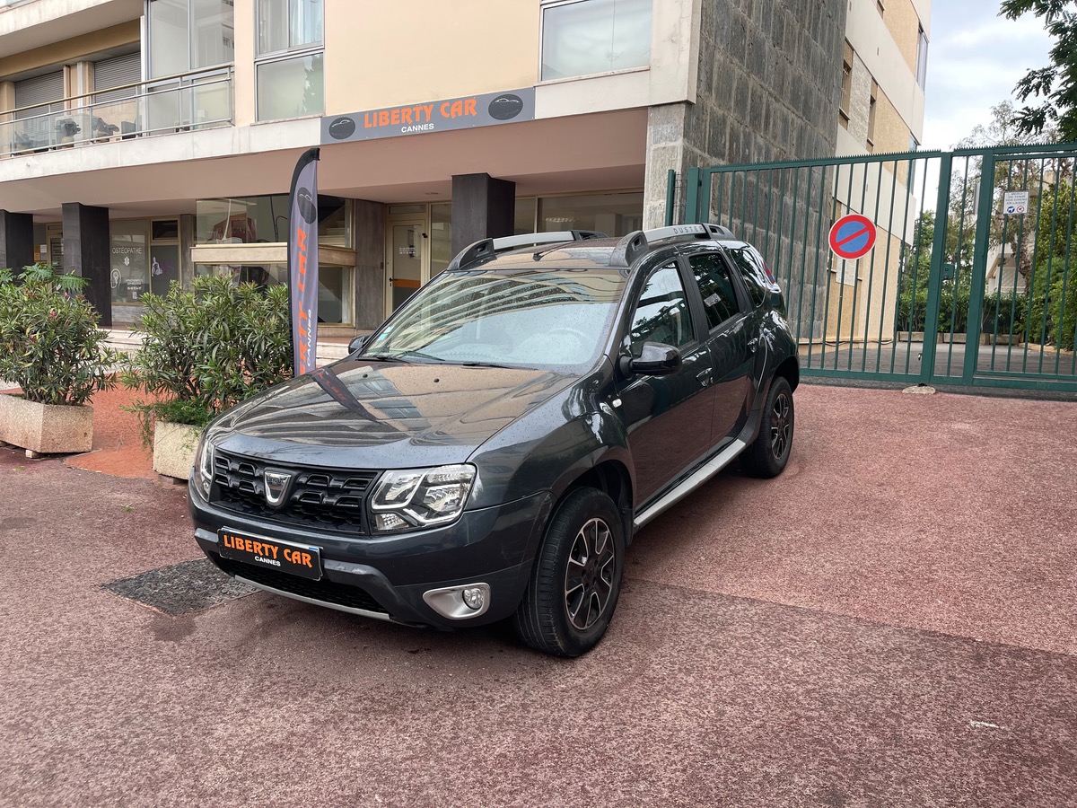 Dacia Duster 1.5 DCI 109 cv Boîte auto / Phase 2 / GPS / Attelage/ Courroie neuve