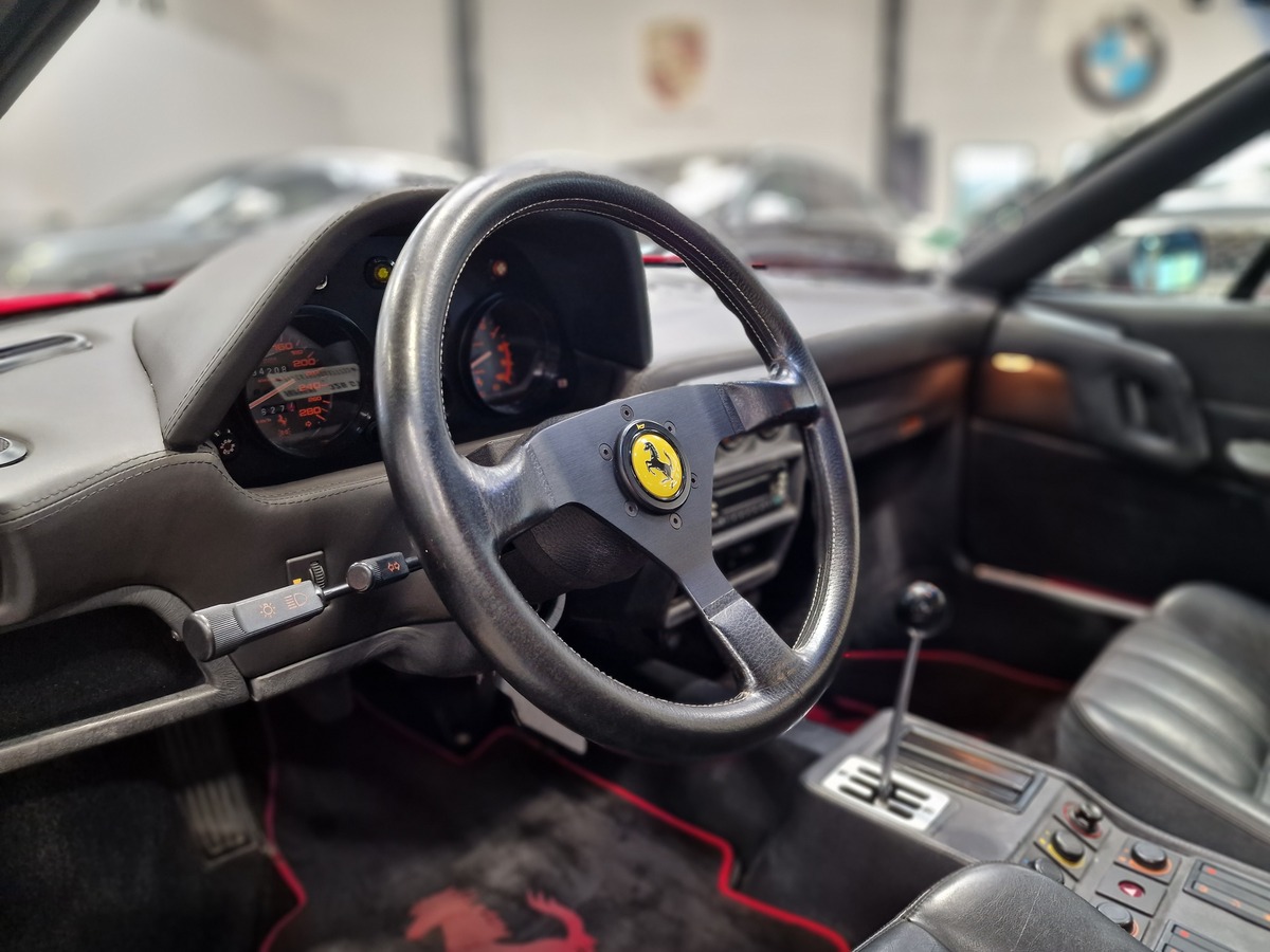 Ferrari 328 GTB 3.2 V8 270 DISTRIBUTION OK E