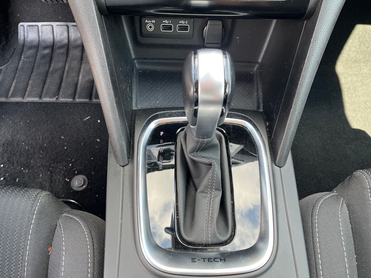 RENAULT Megane IV ESTATE 1.6 E-TECH PLUG-IN HYBRIDE 160 BUSINESS
