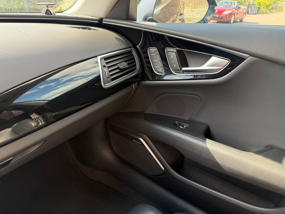 Audi A7 Avus Ultra 3.0 TDI 218ch / BANG&OLUFSEN 3D / T.O