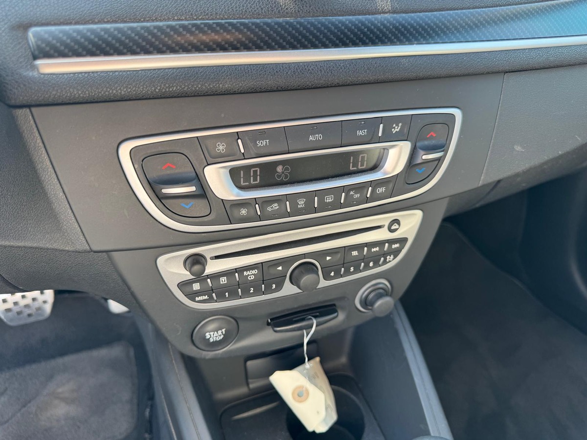 RENAULT Megane III RS 2.0 250 phase 1 Bleue extrême - Garantie