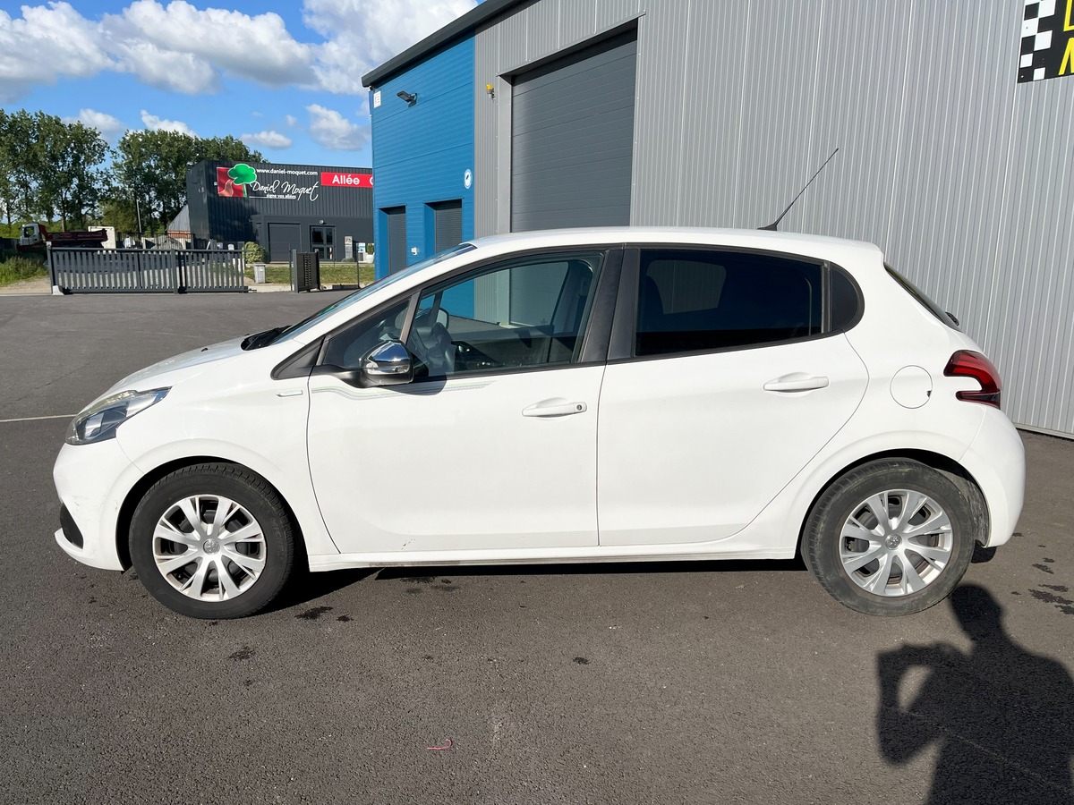 Peugeot 208 1.2 puretech 82 style