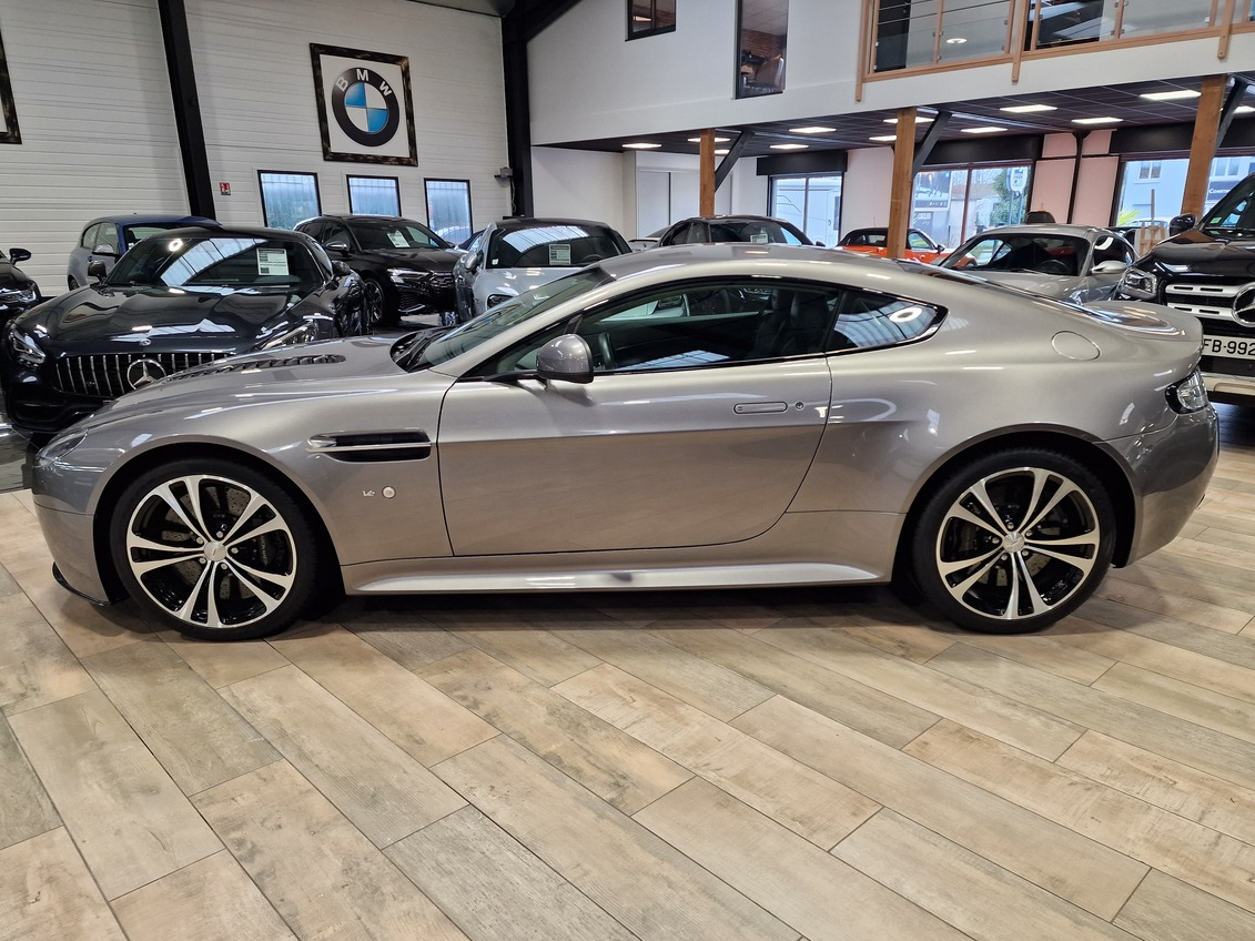 Aston Martin V12 Vantage COUPE S 5.9 573 CARBONE FRANCAISE A