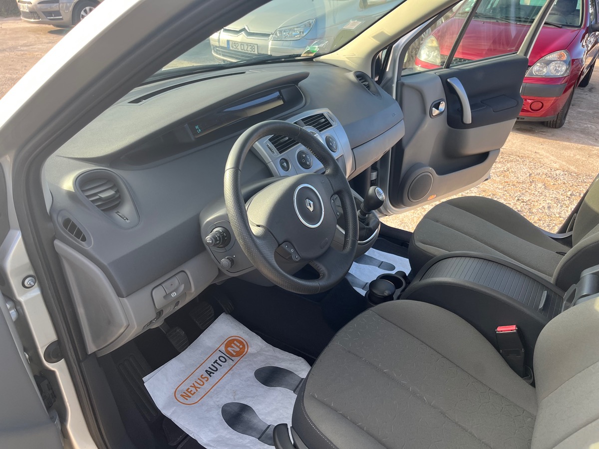 RENAULT Scenic 1.5 dci 156500km