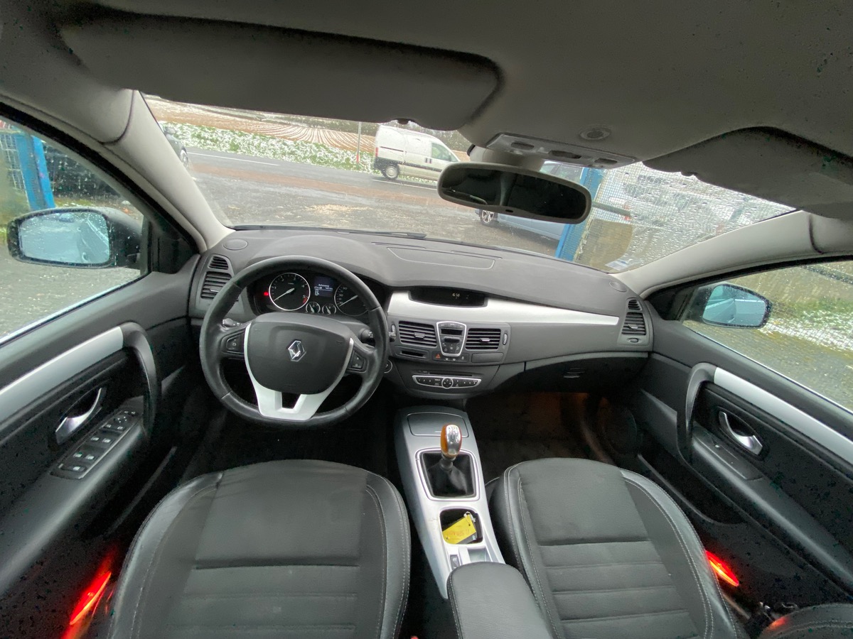 RENAULT Laguna 2.0 dci 150cv initiale