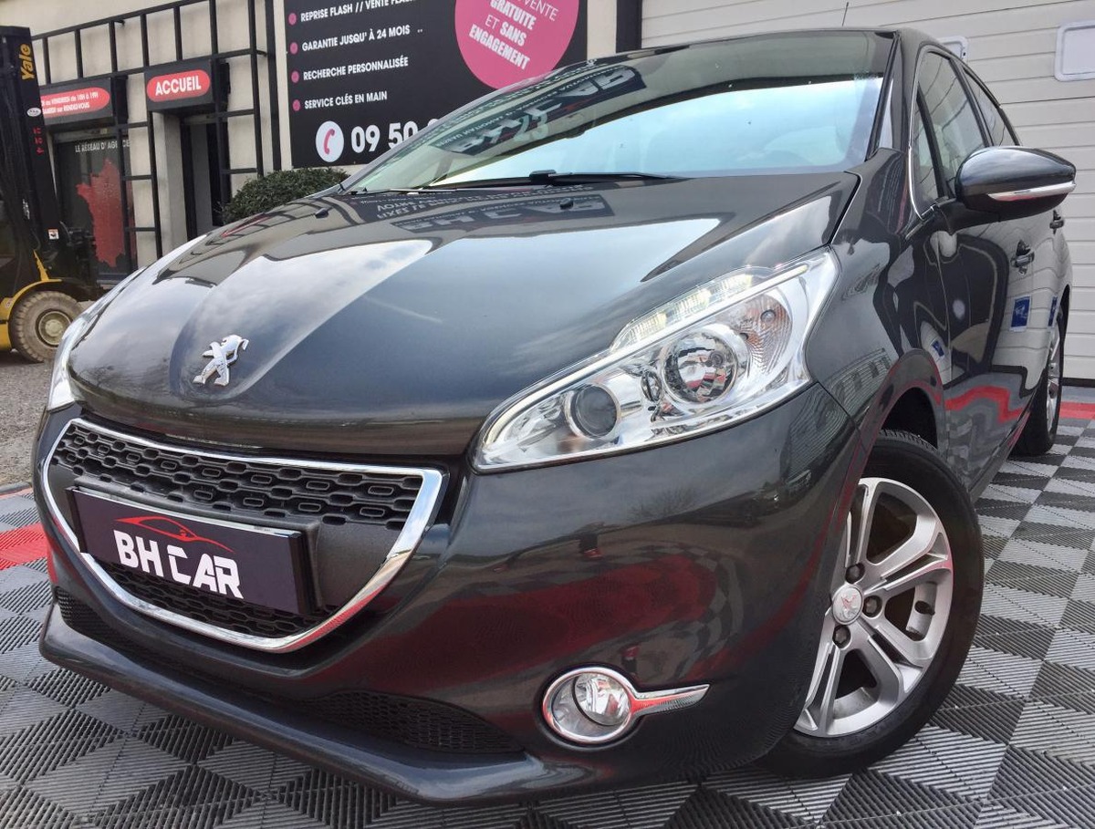 Peugeot 208 1.2 82 VTI ALLURE 5P