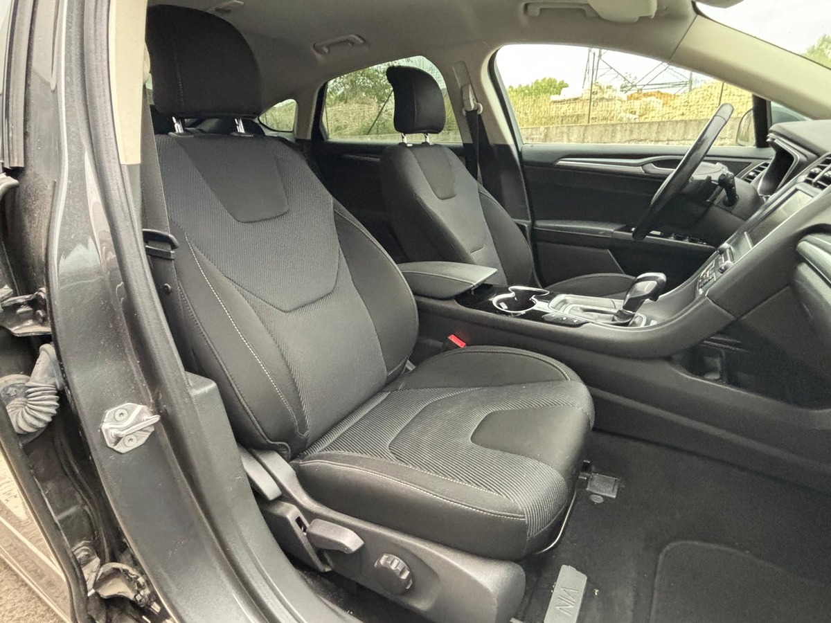 Ford Mondeo 2.0 TDCi 150ch Titanium PowerShift 5p - Garantie 12 Mois