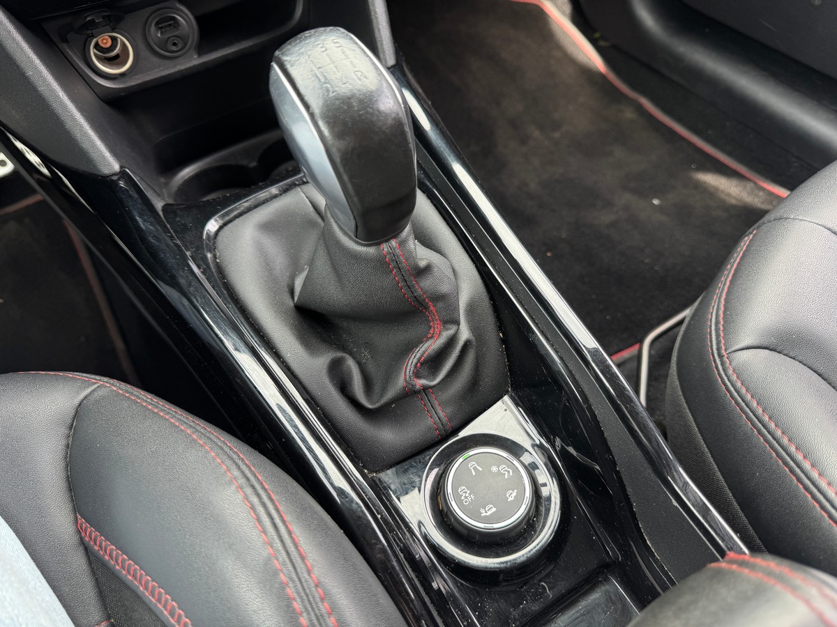 Peugeot 2008 Gt line 1.2 S&S 110 cv - Distribution OK
