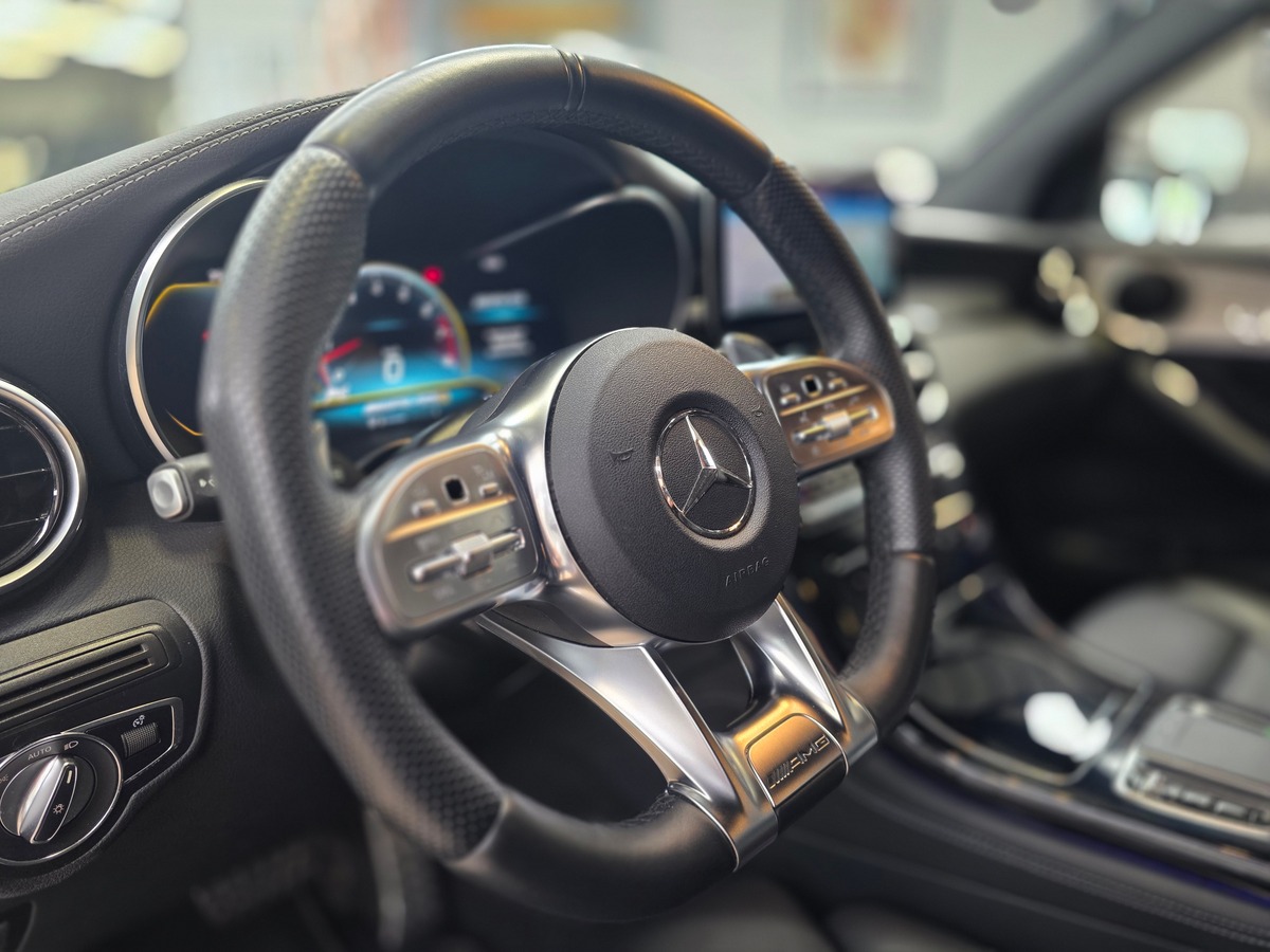 Mercedes-Benz Class GLC 3.0 43 AMG 390 PHASE 2 // SIEGES CHAUFFANTS / VENTILES // CAM / 21