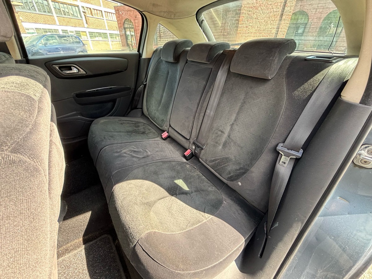 Citroën C4 1.6 HDi 110 Exclusive-Distribution Neuve-Garantie