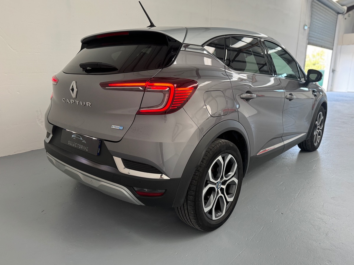 RENAULT Captur E-Tech Plug-in 160 - 21 Intens