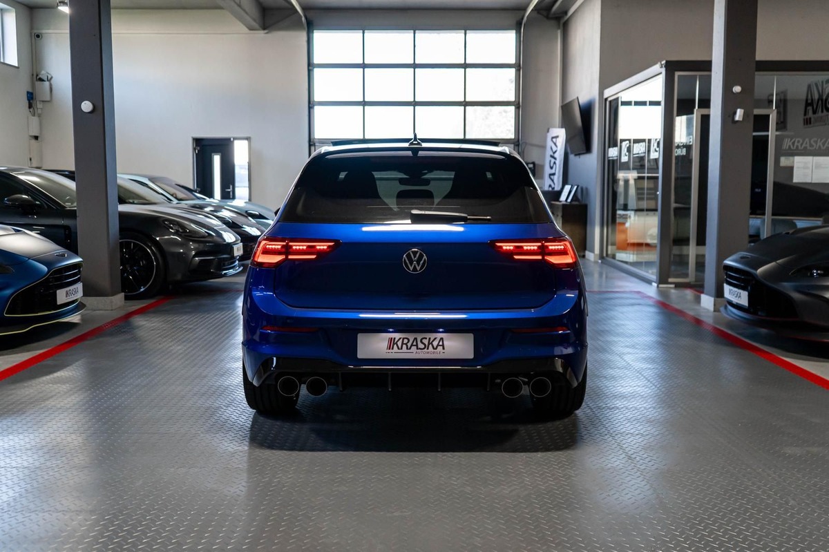 Volkswagen Golf VIII 2.0 TSI 333ch R 20 ans 4Motion DSG7
