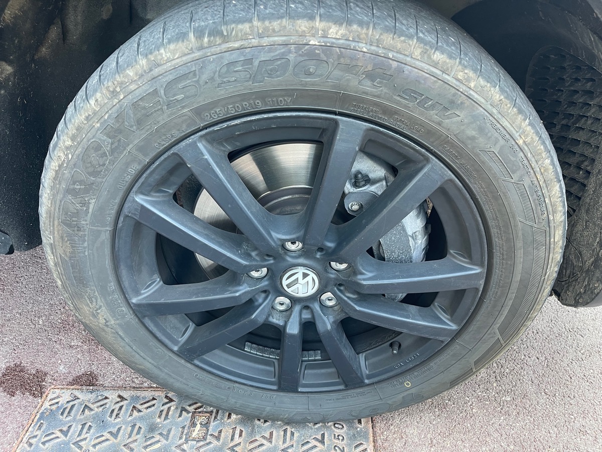 Volkswagen Touareg 3.0 TSI V6 379cv Hybrid / Jantes Noires / Gps / Carat Edition