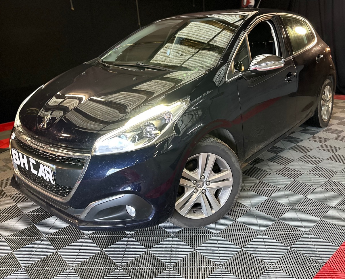 Image: Peugeot 208 1.2 THP 110 STYLE