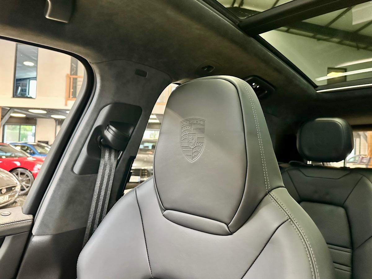 Porsche Cayenne III 3.0 V6 462 E-Hybrid Options+++