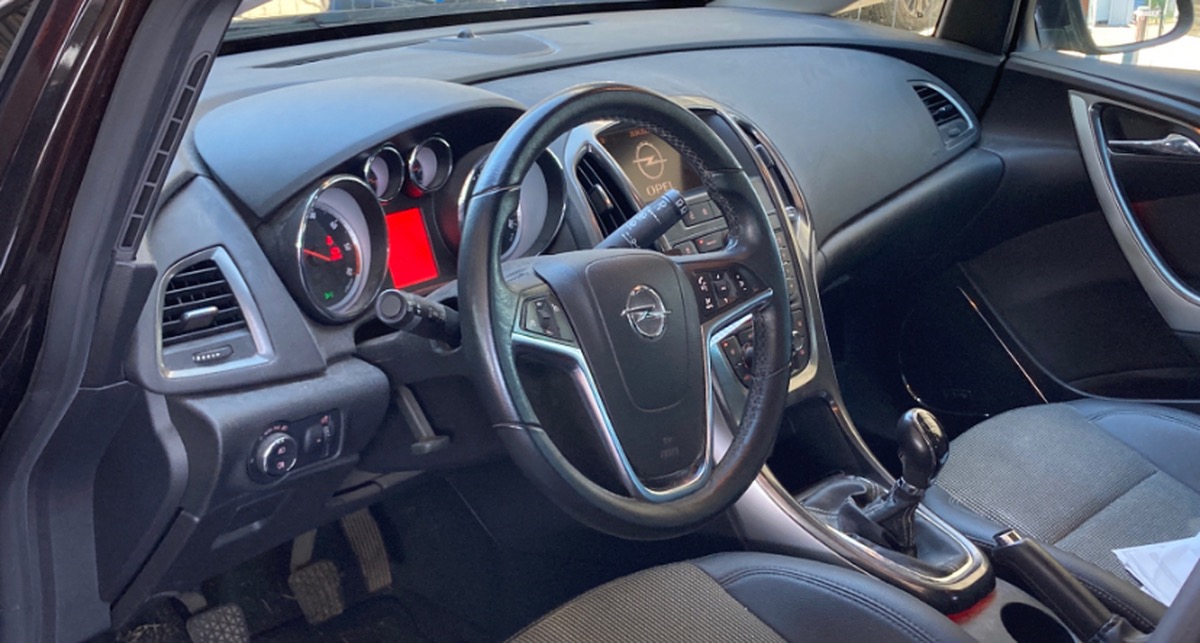 Opel Astra 2.0 cdti