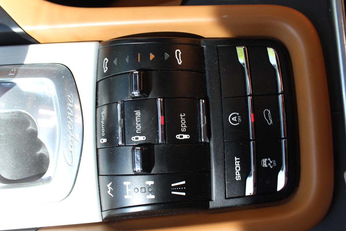 Porsche CAYENNE TURBO S Boîte automatique - II 4.8 V8 500 TURBO TIPTRONIC