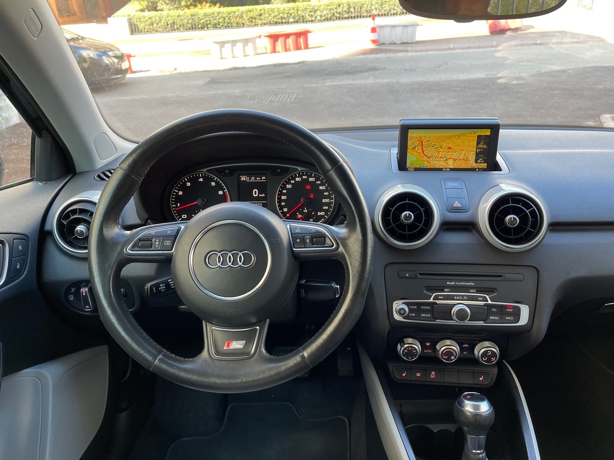 Audi A1 1.4 tfsi 122 CV S LINE