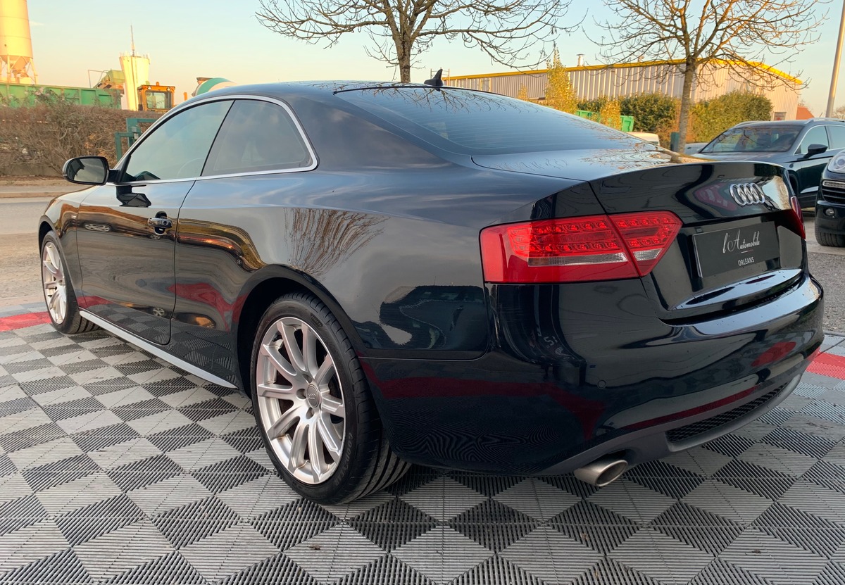 Audi A5 3.0 TDi 239 QUATTRO S LINE S TRONIC 7 a