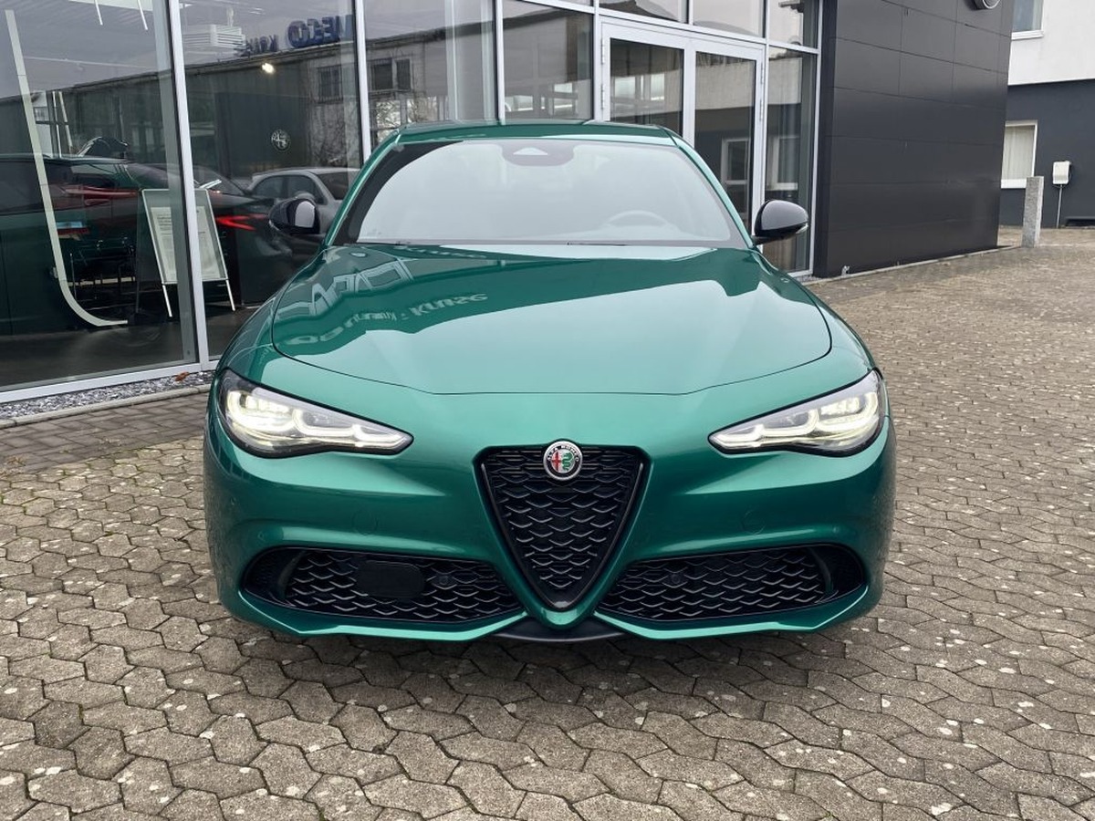 Alfa Romeo Giulia 2.0T 280ch Tributo Italiano Q4 AT8