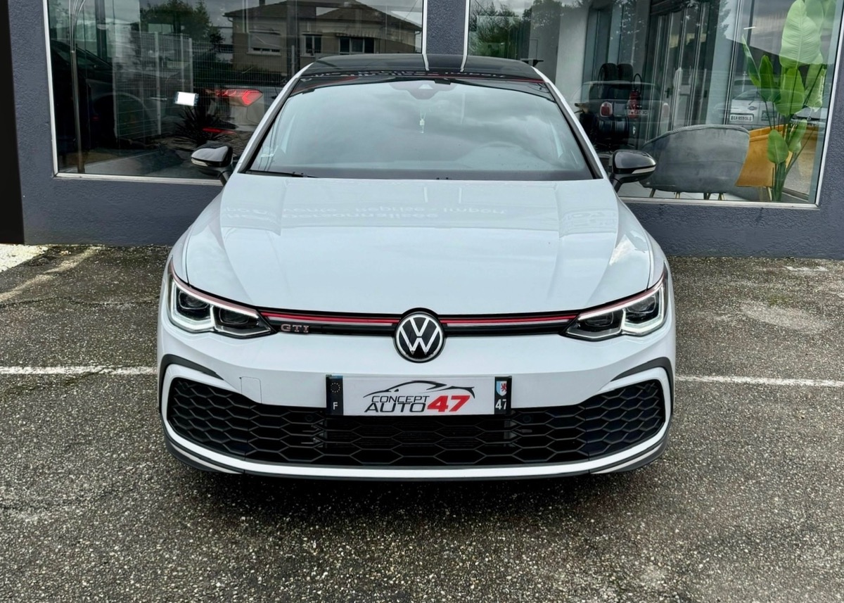 Volkswagen Golf GTI VIII 245 PERFORMANCE
