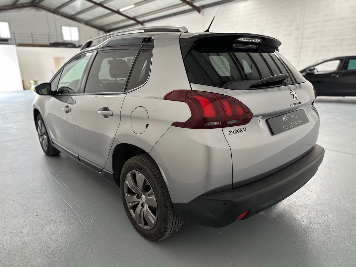 Peugeot 2008 BlueHDi 100ch BVM6 Style