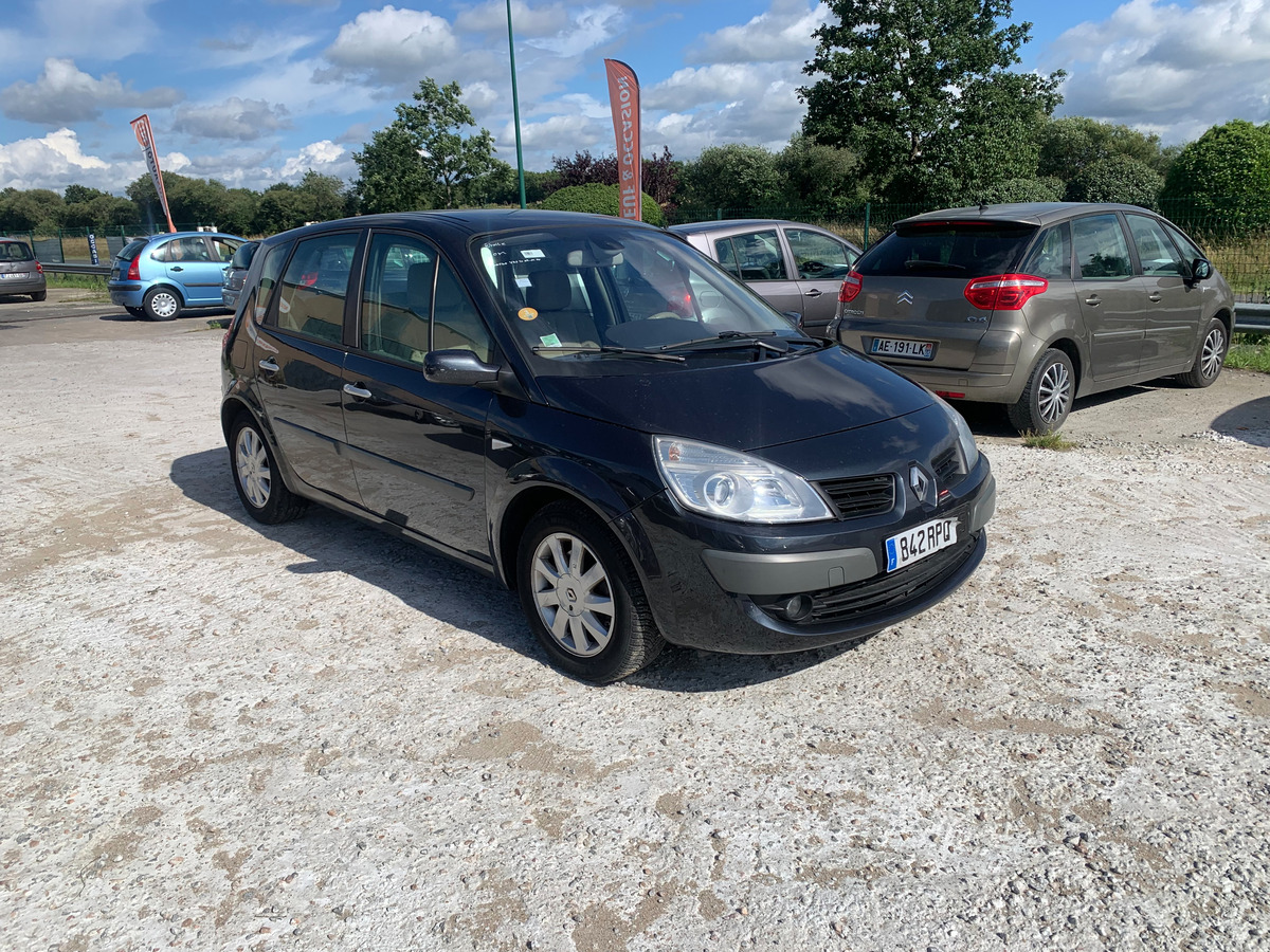 RENAULT Megane 2.0 dci 86224 KM