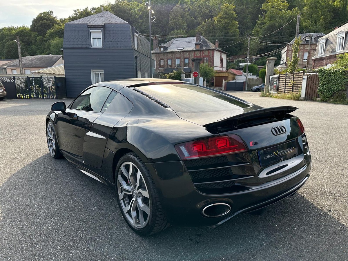 Audi R8 V10 5.2 525 Quattro