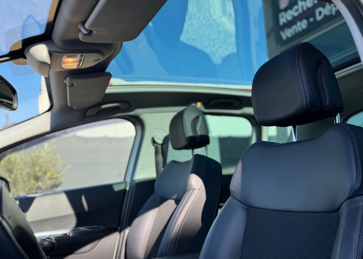 Peugeot 3008 (2) 2.0 BLUEHDI 150 S&S ALLURE