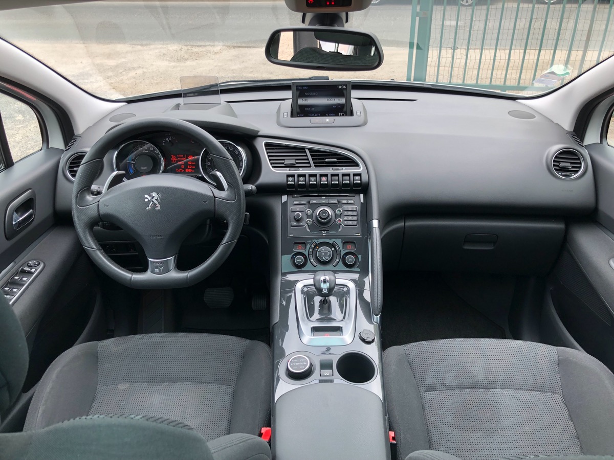 Peugeot 3008 2.0 HDI HYBRIDE 4 TOIT PANORAMIQUE A