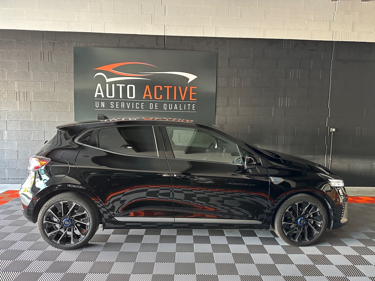 RENAULT Clio Phase 2 E-TECH ESPRIT ALPINE 1.6 i 16V GPF 145 Hybrid
