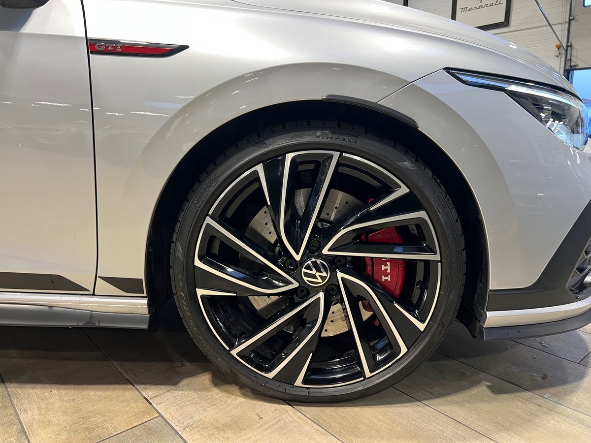 Volkswagen Golf 8 VIII 2.0 TSI 300 GTI CLUBSPORT DSG7 /TOIT PANO/JA19/CARPLAY/