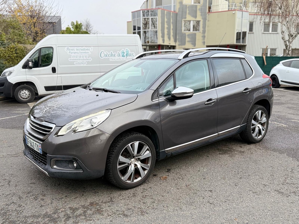 Peugeot 2008 1.6 e-HSI 115 CV feline titane 4XCB