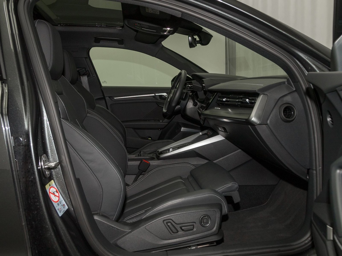 Audi A3 Sportback IV 40 TDI 200ch S line quatro gris daytona