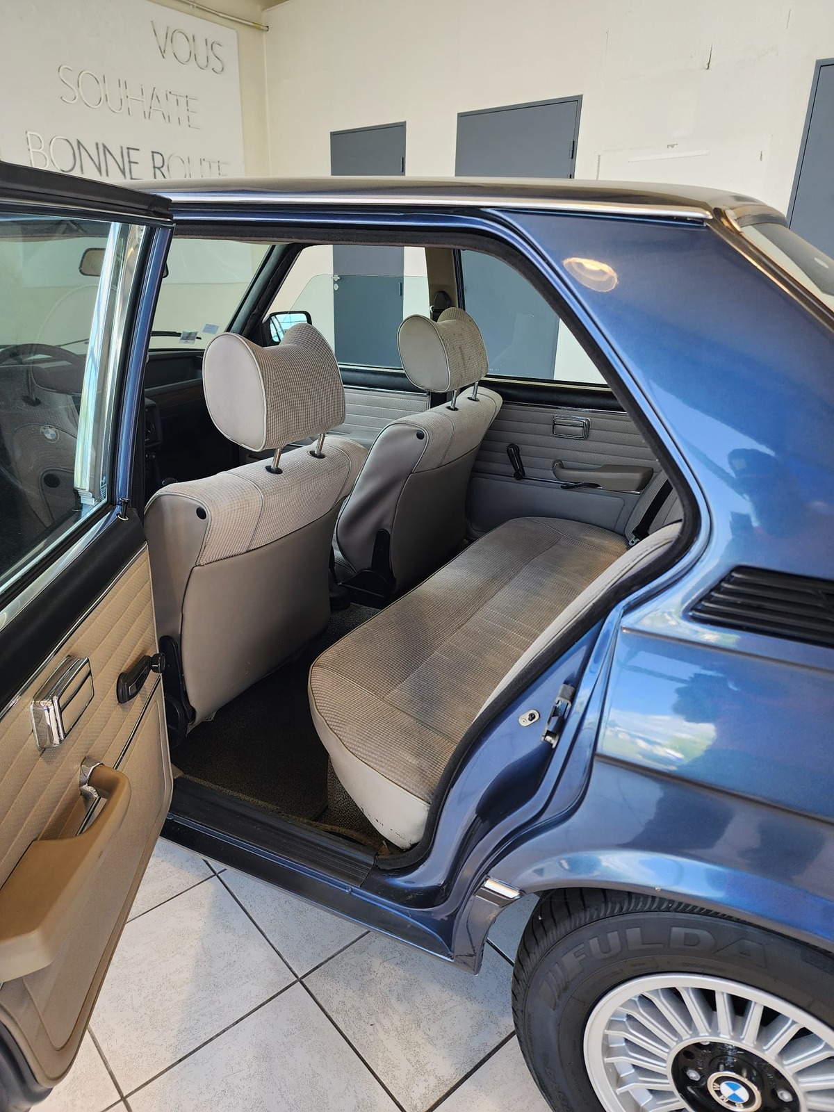 Bmw Série 5 518i -90CV