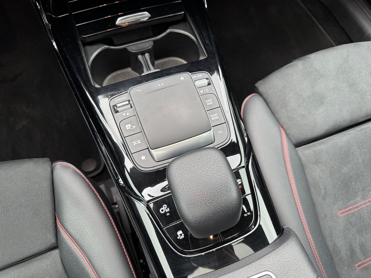 Mercedes-Benz Classe A 45 S AMG 2.0 4MATIC 8G 421 cv