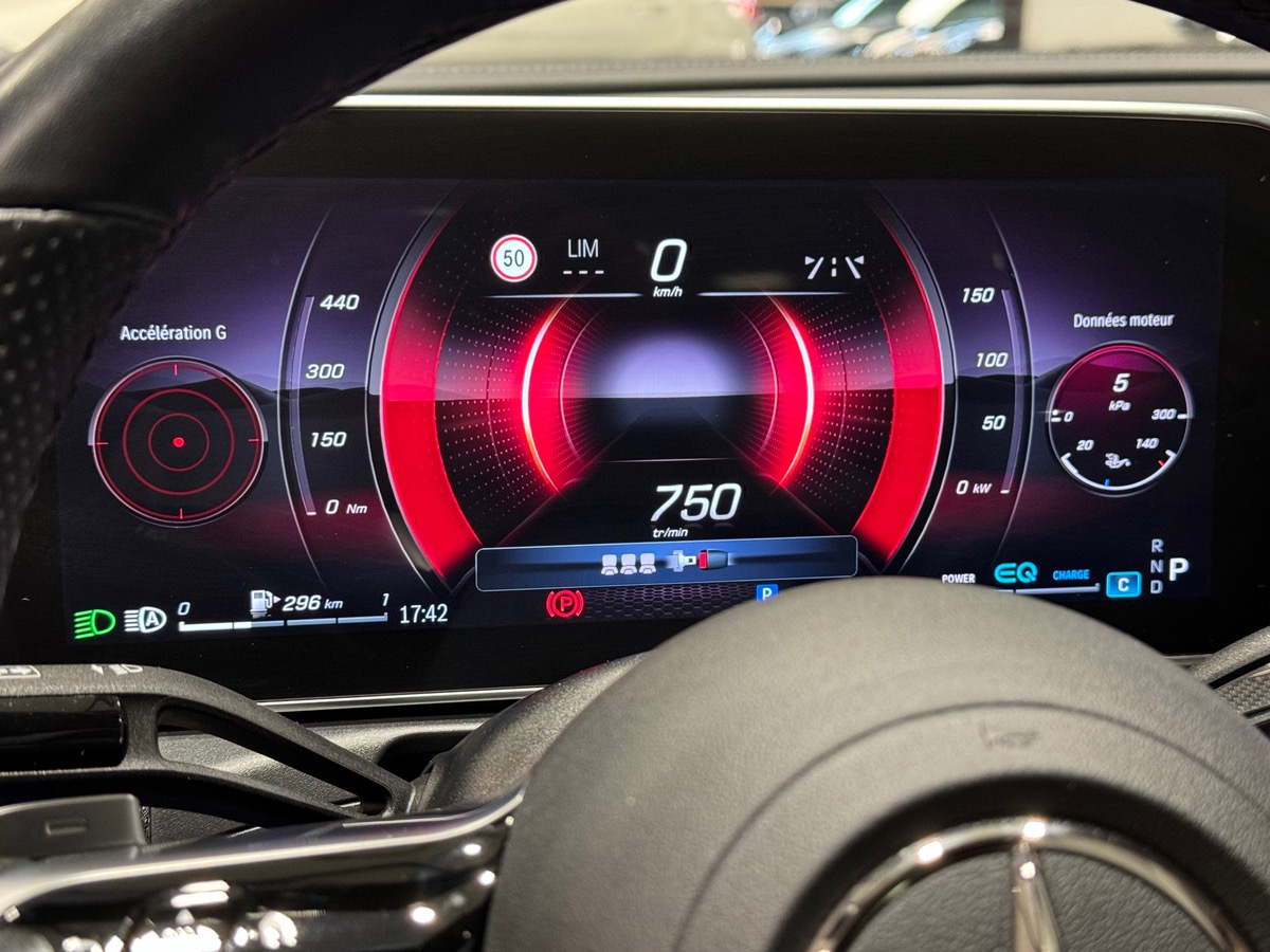 Mercedes-Benz Classe C 220D EQ BOOST 9G-TRONIC AMG LINE 200CV