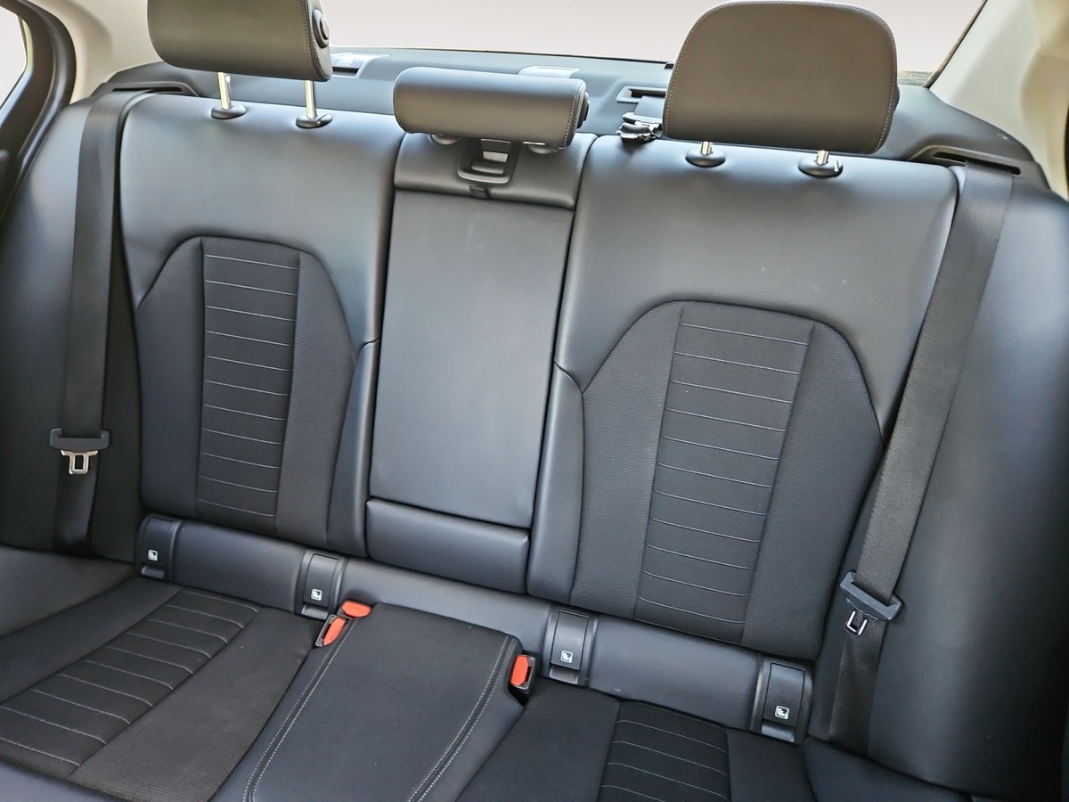Bmw Série 3 330E SPORTLINE - GARANTIE 12 MOIS