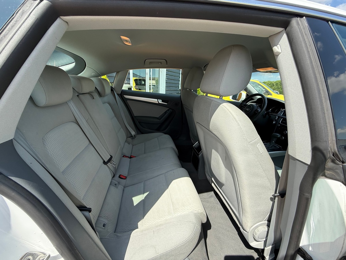 Audi A5 Sportback Phase 2 2.0 TDi Multitronic 177 ch Boîte automatique ATTRACTION