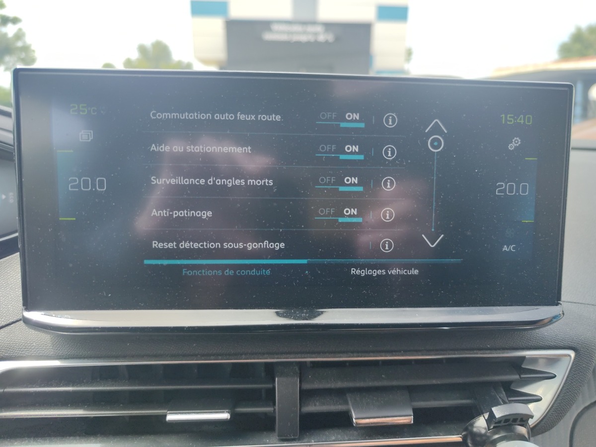 Peugeot 3008 HYbrid4 II (2) 1.6 HYBRID 225 ALLURE E-EAT8