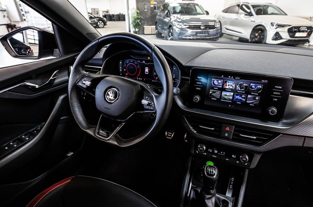 Skoda Scala 1.0 TSI Evo 110ch Monte-Carlo Toit panoramique