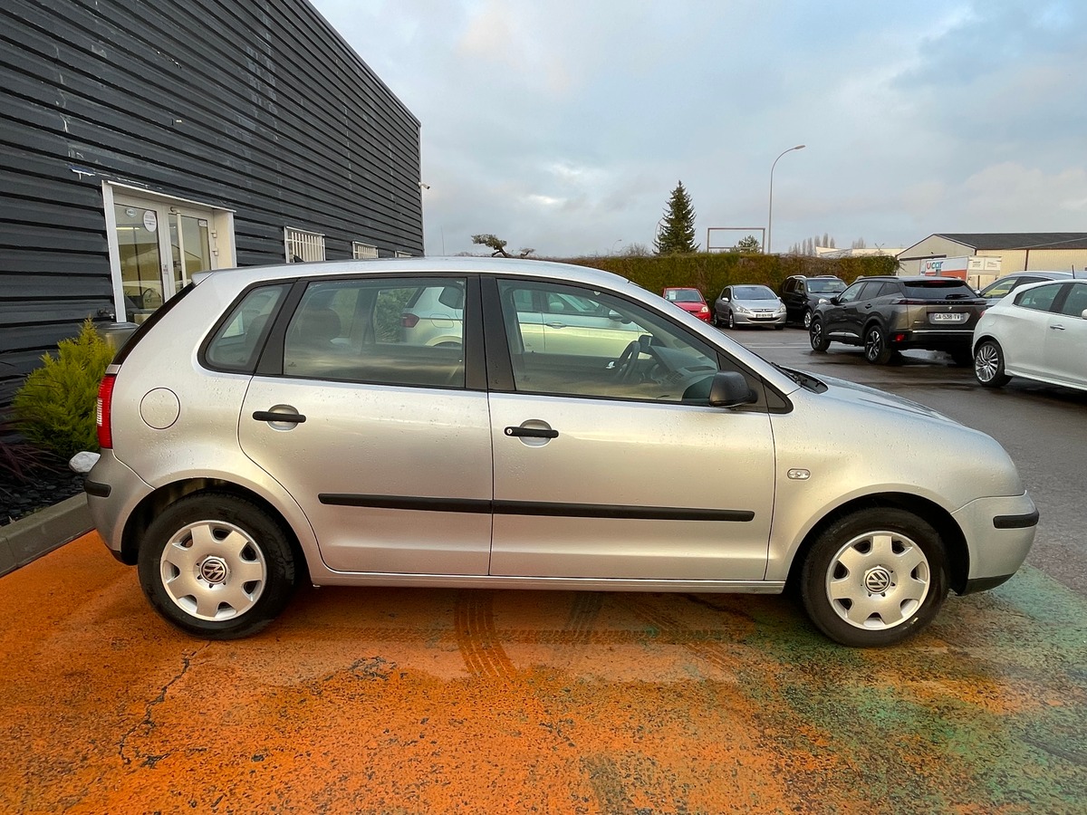 Volkswagen Polo IV 1.2 i 64 ch