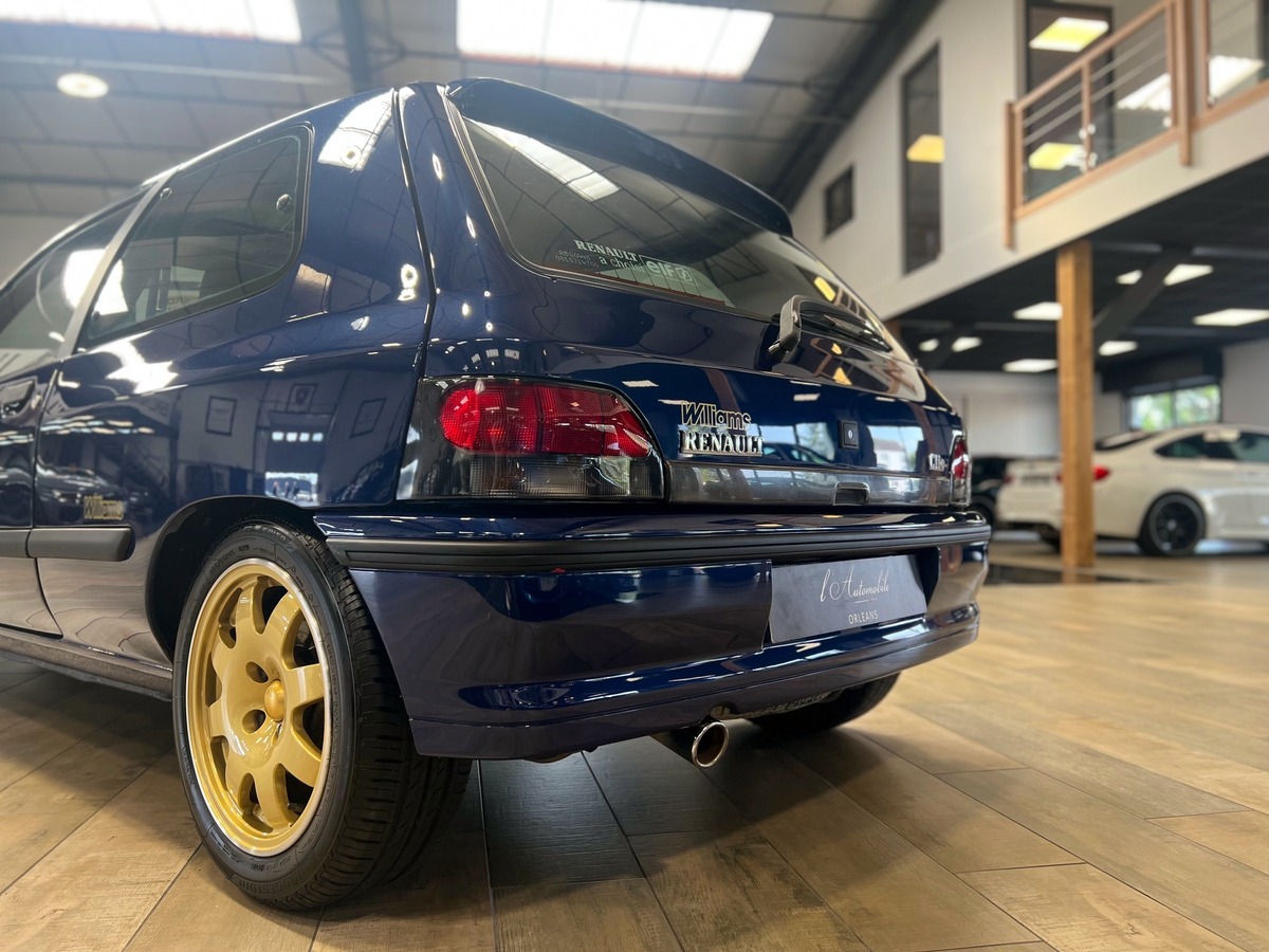 RENAULT Clio WILLIAMS II 2.0 150 + TOIT OUVRANT