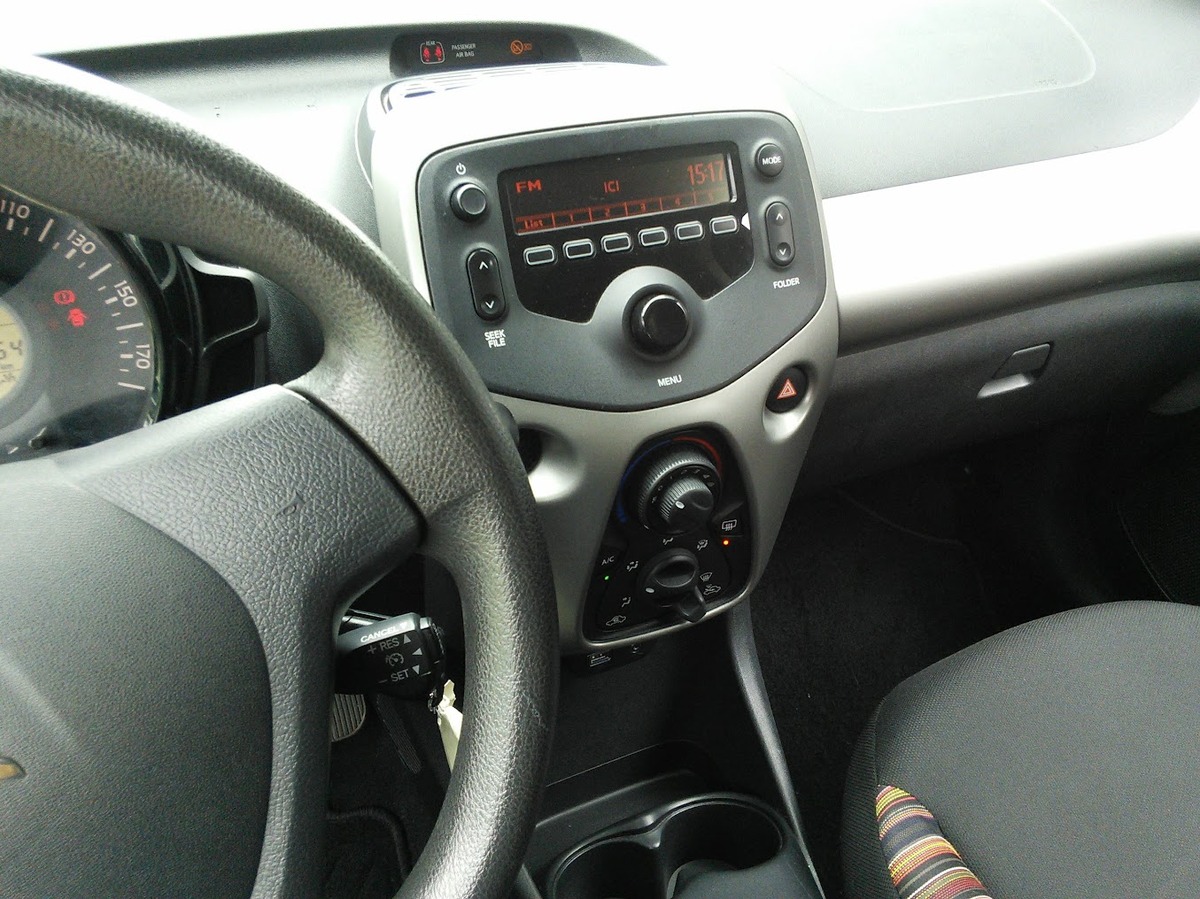 Citroën C1 1.0 VTi 70CV Feel CLIM 5 PORTES - EMBRAYAGE NEUF