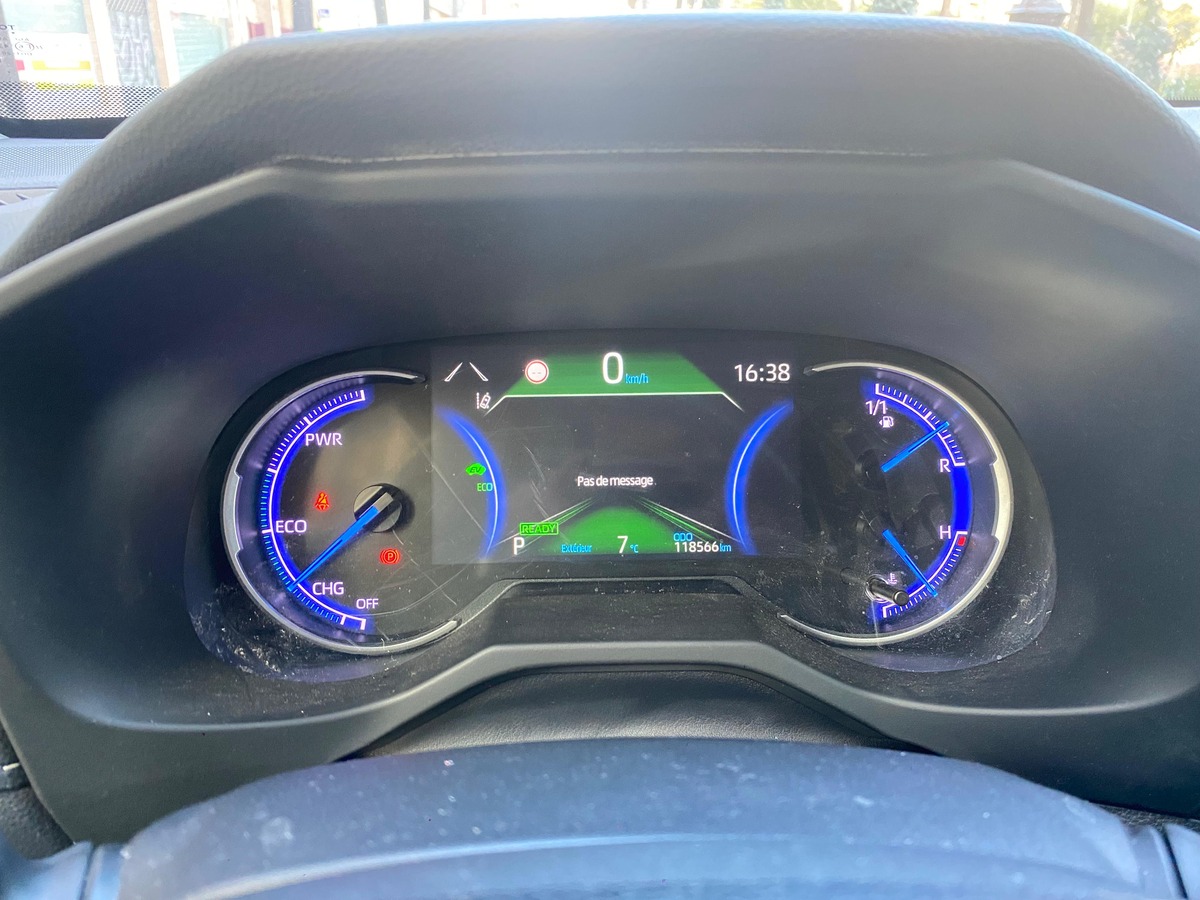 Toyota RAV4 Dynamic 2WD 218ch Carplay