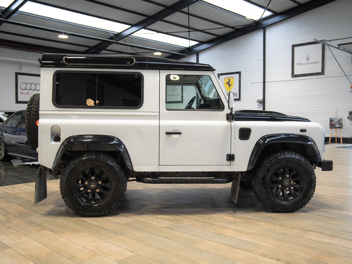 Land-Rover Defender PHASE 2 90 2.2 TDCI SOCIETE TVA RECUPERABLE ii